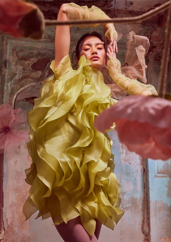 Rosette green ruffle dress with belt