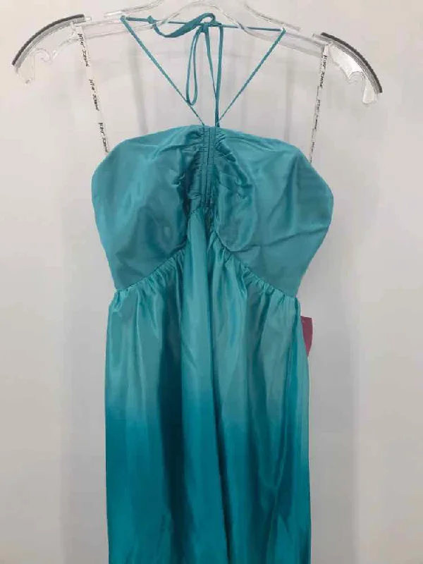 Pre-Owned Betsey Johnson Blue Size 6 Maxi Strapless Dress