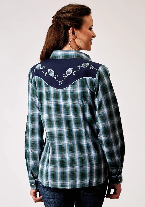 Roper Womens 1967 Ocean Plaid Blue Cotton Blend Fancy L/S Shirt Relaxed Cotton Short Shirt Roper Womens 1967 Ocean Plaid Blue Cotton Blend Fancy L/S Shirt Relaxed Cotton Short Shirt