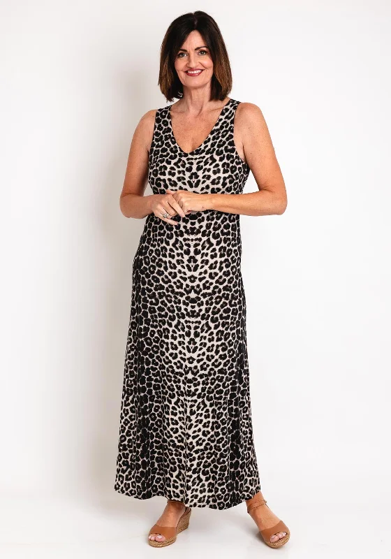 Serafina Collection One Size Leopard Print Maxi Dress, Black Stylish A-Line Maxi Dress Serafina Collection One Size Leopard Print Maxi Dress, Black Stylish A-Line Maxi Dress