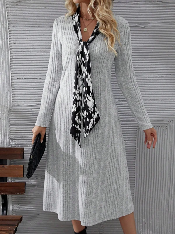 V-Neck Long Sleeve Midi Dress Fashionable A-Line Midi Dress