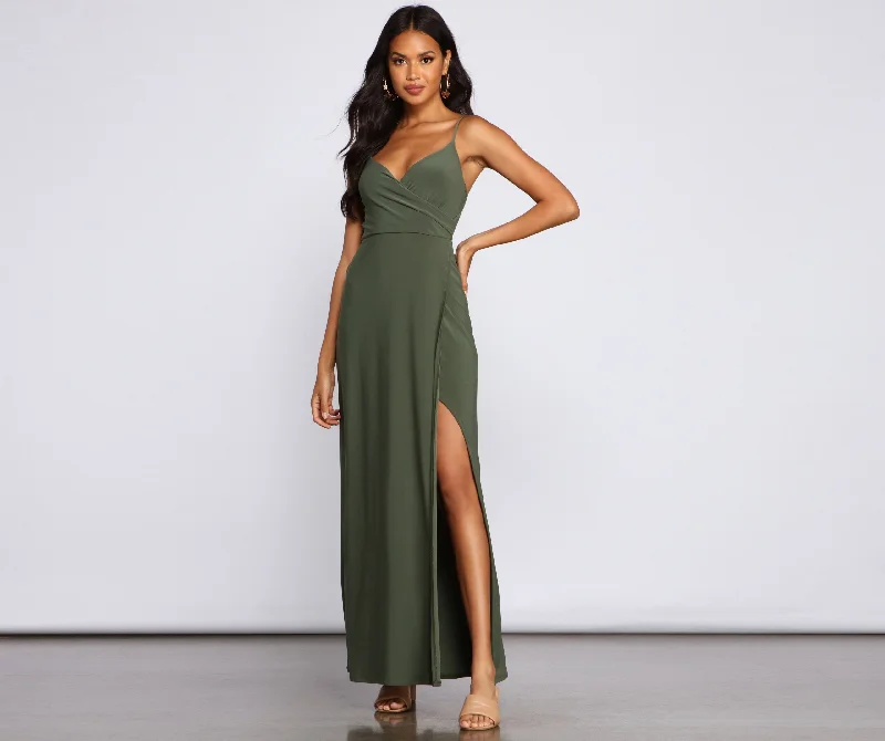 Major Appeal High Charming Slit Maxi Dress Comfortable Ruffle Hem Maxi Dress